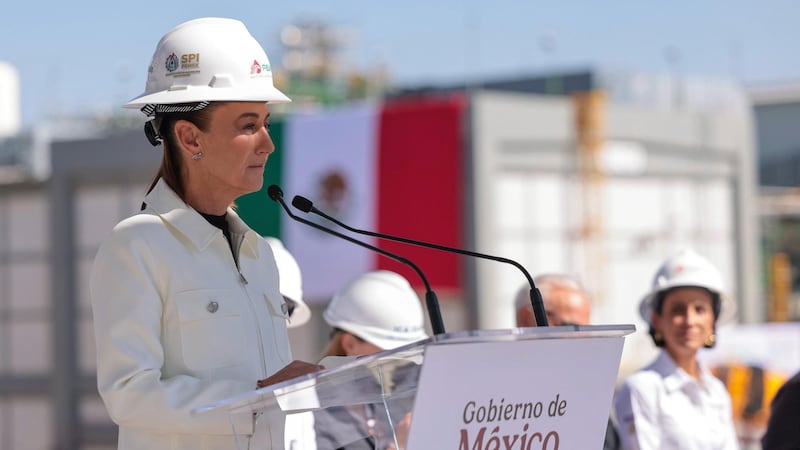 Pemex suma 1.1 millones de barriles diarios en refinación, asegura Claudia Sheinbaum