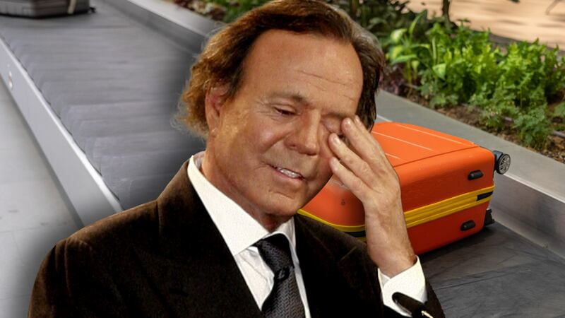 ¿Qué había en la maleta que retuvieron a Julio Iglesias en aeropuerto de Punta Cana? Esto sabemos