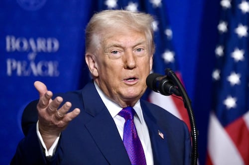 Corte Suprema de EU ‘echa abajo’ aranceles: ¿Trump tendrá que devolver los 133 mil mdd que recaudó?