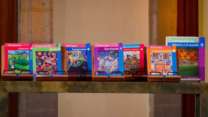‘¿Alguien puede pensar en los empresarios?’: IP pide revisión de libros de la SEP