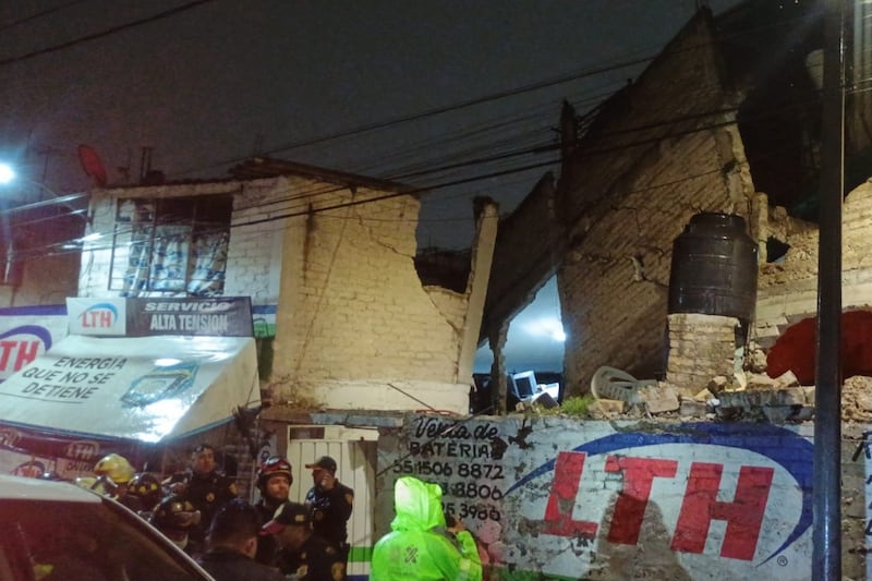 Explosión en puesto de comida de Álvaro Obregón: Hay dos muertos y 14 lesionados