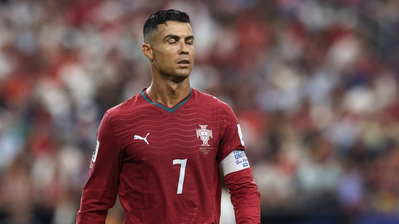 Portugal inhabilita a Cristiano Ronaldo y lo multa con... 255 euros