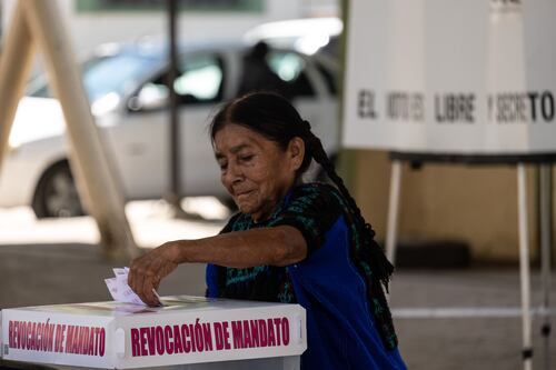 ‘Se busca ahorrar dinero al unir revocación y comicios’: Morena; PRI acusa engaño