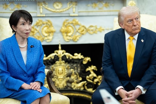 Trump ‘incomoda’ a Sanae Takaichi, primera ministra de Japón: ‘¿Por qué no me avisó de Pearl Harbor?’