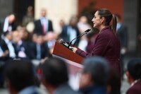 Sheinbaum da ‘probadita’ del Paquete Económico 2025: No hay reforma fiscal, pero sí cambios a Miscelánea