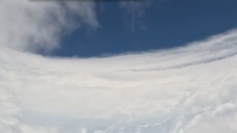 (VIDEO) ¿Cómo se ve el ojo de ‘Polo’, uno de los huracanes más fuertes registrados en los últimos años?