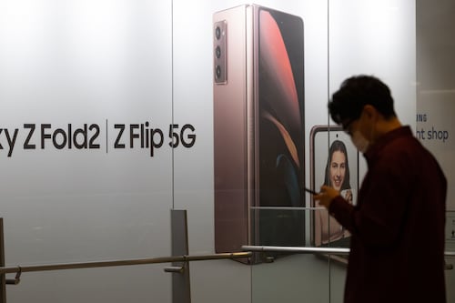 La red 5G estaría disponible en México hasta el 2024: Select