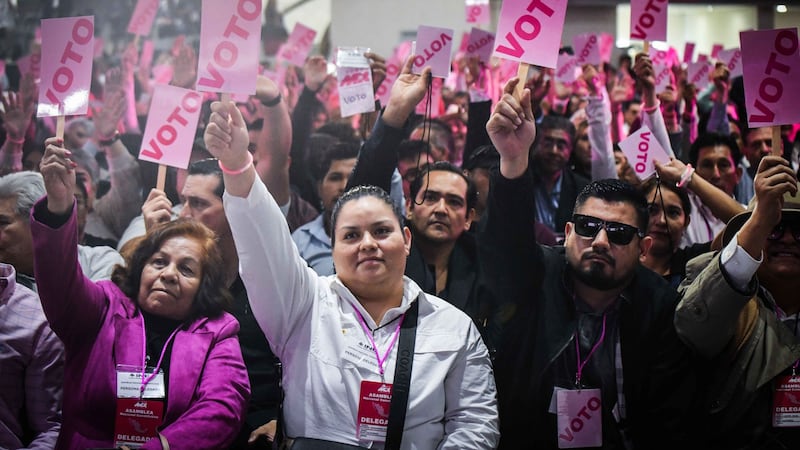 Violencia, democracia y partidos políticos