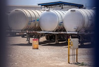 ‘Cuidadito’ con comprar ‘huachicol’: SAT exigirá nuevo CFDI a gasolineras a partir de abril