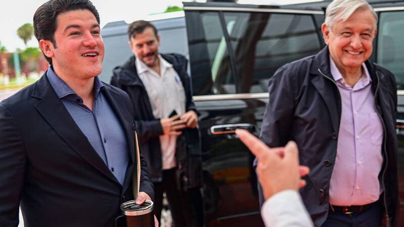 ¿Por qué AMLO defiende ‘a capa y espada’ a Samuel García y su familia? Esto hay detrás de su relación