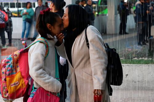 Regreso a clases bajo el agua en CDMX: Activan alerta roja en 3 alcaldías por lluvias fuertes