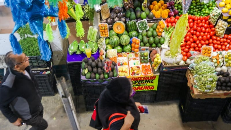 PIB de México se contrae 0.6%, menos de lo esperado