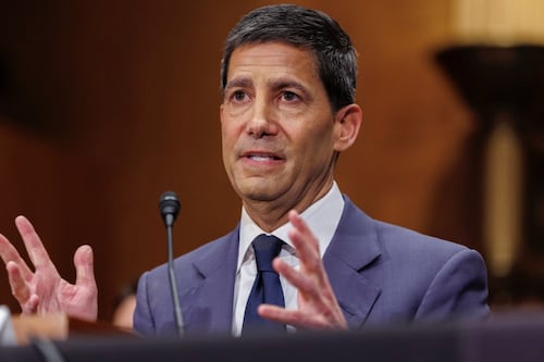 Un triunfo más para Trump: Senado confirma a Kevin Warsh como presidente de la Reserva Federal