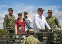 AMLO ‘corta listón’ de aeropuerto de Tulum; primer vuelo llega con una hora de retraso