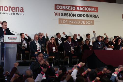 Morena y su ejército de 350 mil chalecos