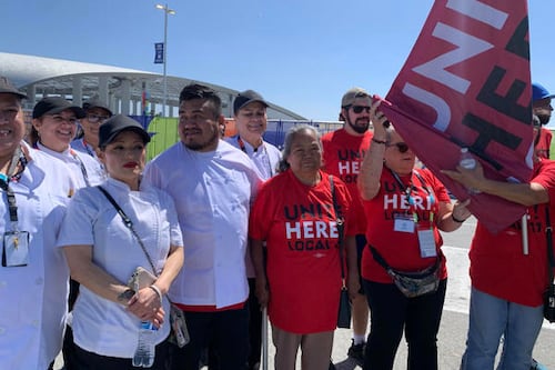 Mundial ‘se salva’ en EU: Acuerdo laboral evita paro de trabajadores en el SoFi Stadium