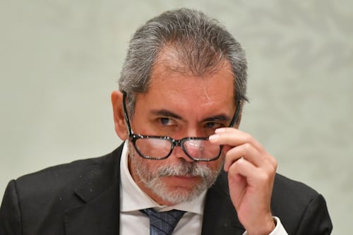 Alza de la deuda pública preocupa: Edgar Amador descarta que se convierta en un problema