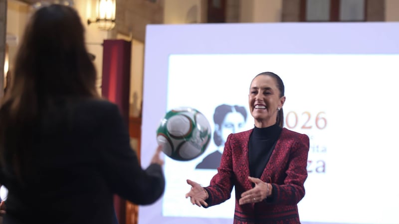 ¿Cómo evaluaron los mexicanos la participación de Sheinbaum en la final del Mundial 2026?