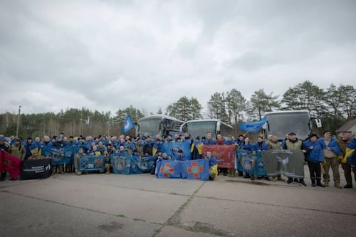 Pascua ortodoxa ‘regala’ tregua efímera a Ucrania: Hay un alto al fuego por 32 horas por la festividad