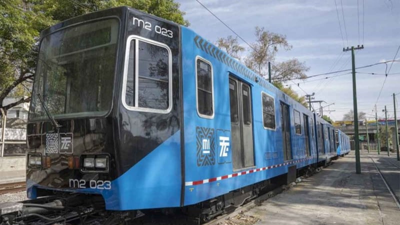 ¡Se chamusca el Ajolote! Suspenden servicio del Tren Ligero por incendio en La Noria