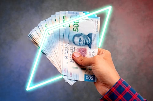 Peso se salva por un pelo de rana calva de cruzar a las 17 unidades por dólar: ¿Cómo cerró HOY?