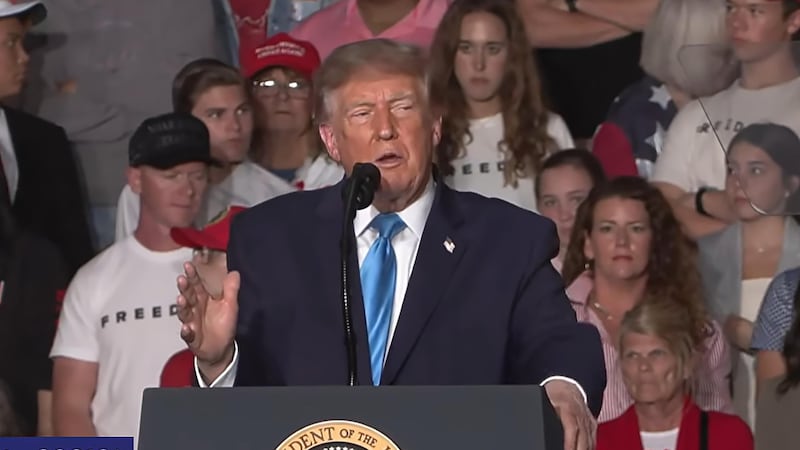 Greg Abbott deja solo a Trump: Gobernador de Texas descarta asistir a su mitin en San Antonio