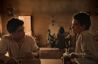 La temporada 2 de 'Cien años de soledad' presenta a los gemelos José Arcadio y Aureliano. (Foto: Cortesía Netflix)