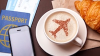 Precios volados: ¿Cuánto cuesta comer en un aeropuerto?