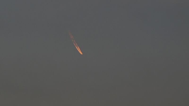 ‘Halcón Milenario’: ¿Cuál es la mejor hora para observar al cometa sin telescopio este domingo?