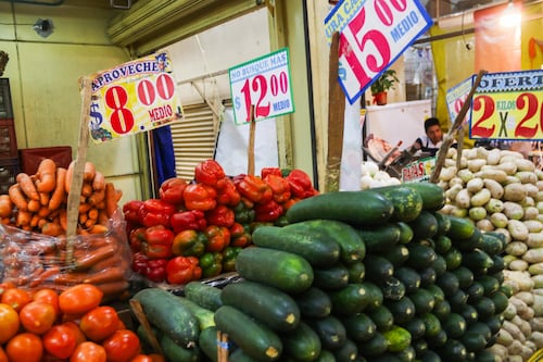 ‘Ensalada pero sin jitomate’: Esto cuesta la canasta básica en México 2026
