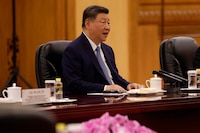 China ‘se mete’ a conversaciones entre EU e Irán: Xi Jinping llama a reabrir el estrecho de Ormuz