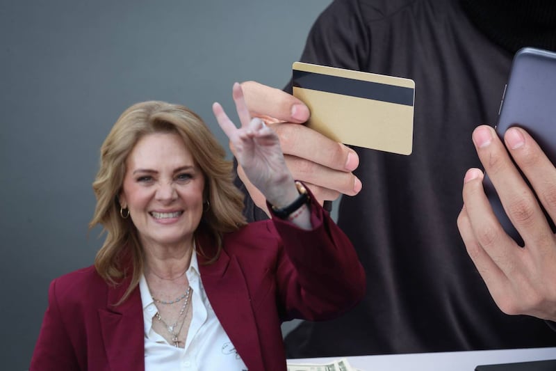 ‘Me vaciaron las cuentas, no recuperé todo’: Érika Buenfil detalla cómo cayó en un fraude