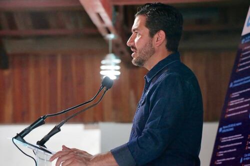 Yunes Márquez admite derrota en Veracruz