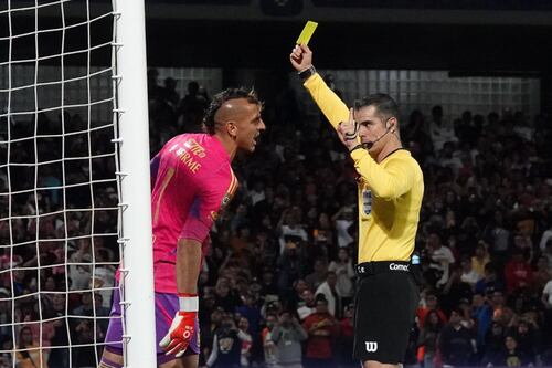 Le ‘ponen 11 en conducta’: FMF sanciona a Nahuel Guzmán por ‘chico malo’ en Clásico Regio vs. Monterrey
