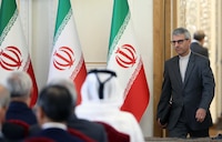 Irán escala conflicto con EU: Ataca bases militares en Medio Oriente como respuesta a bombardeo en Larak