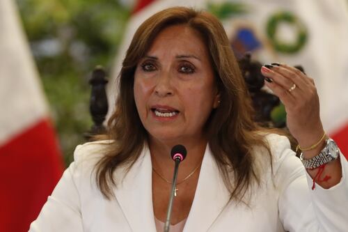 Detienen a Nicanor Boluarte, hermano de la presidenta de Perú, por tráfico de influencias