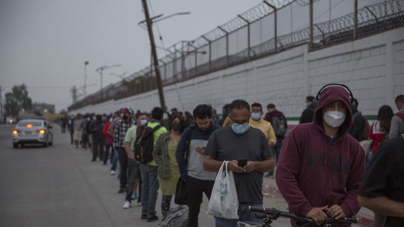Firman México y California acuerdo para impulsar infraestructura transfronteriza