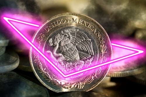 Peso sube pese a tensión EU-Irán: Tipo de cambio se ubica en 17.76 unidades por dólar