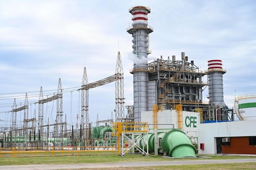 Positivo canalizar inversión privada a generación de energía