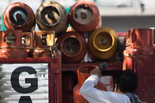 Profeco y Gobierno federal darán permisos para romper 'minimonopolio' en sector de gas LP