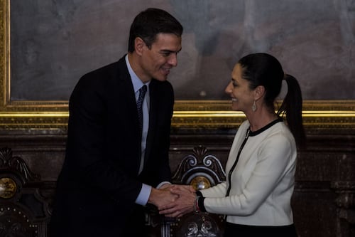 Sheinbaum rompe la ‘maldición’ de 8 años entre México y España: ¿Qué provocó la crisis entre ambos países?