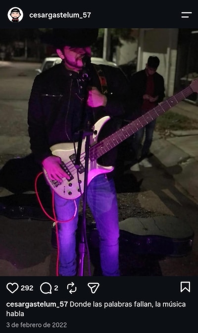 César Gastélum tocaba el bajo en una banda local. (Foto: Captura)