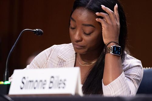 Simone Biles culpa a “todo el sistema entero” de ser cómplice en los abusos del Dr. Larry Nassar