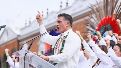 Bajo la convocatoria liderada por Alfonso Sánchez, más de 25 mil ciudadanos se dieron cita en la capital del estado.