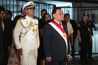 Balcázar enfrenta primera polémica como presidente de Perú: Critican comentarios sobre matrimonio infantil