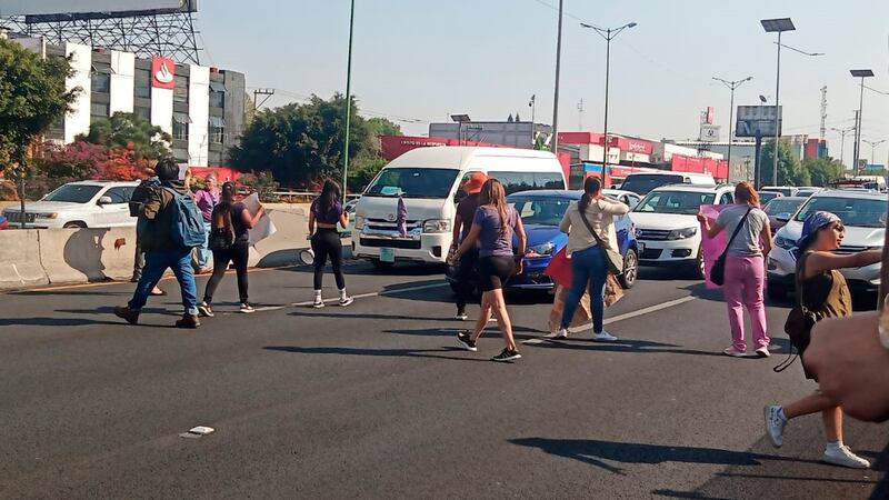 Bloqueo en Periférico Norte: Colectivos exigen justicia para una niña que fue abusada