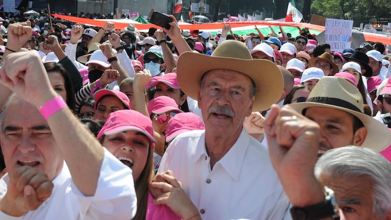 ‘Eso de las corcholatas es una pen...’, dice Vicente Fox sobre aspirantes de Morena