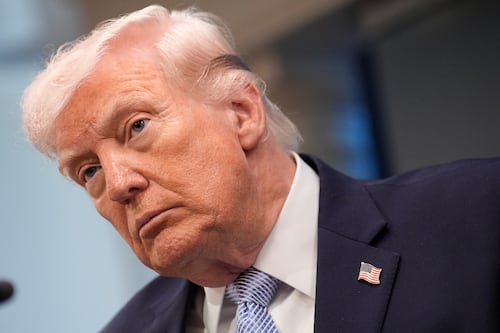 Trump exige a Irán que no cobre a barcos por pasar el Estrecho de Ormuz: ‘¡Más les vale que no lo hagan!’