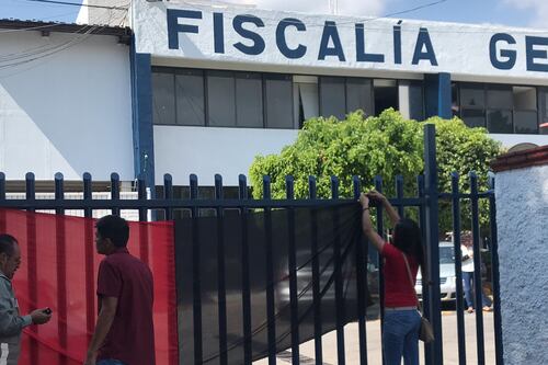 Peritos en Morelos inician paro laboral por falta de recursos