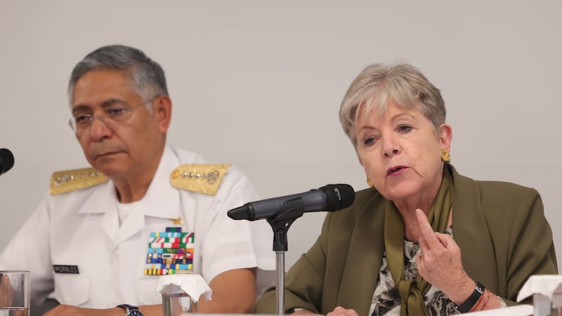 Playas del Golfo, limpias para los turistas luego del derrame: Semar